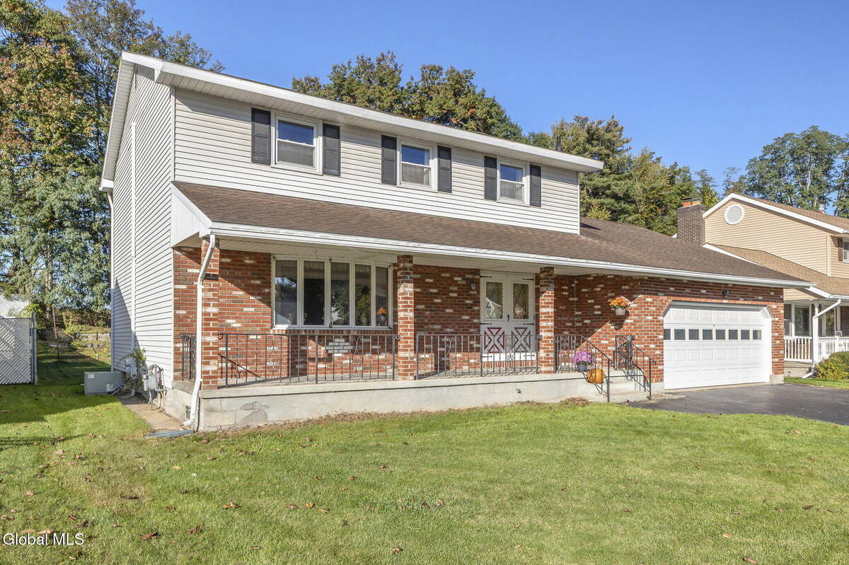 1003 Anthony Drive — photo