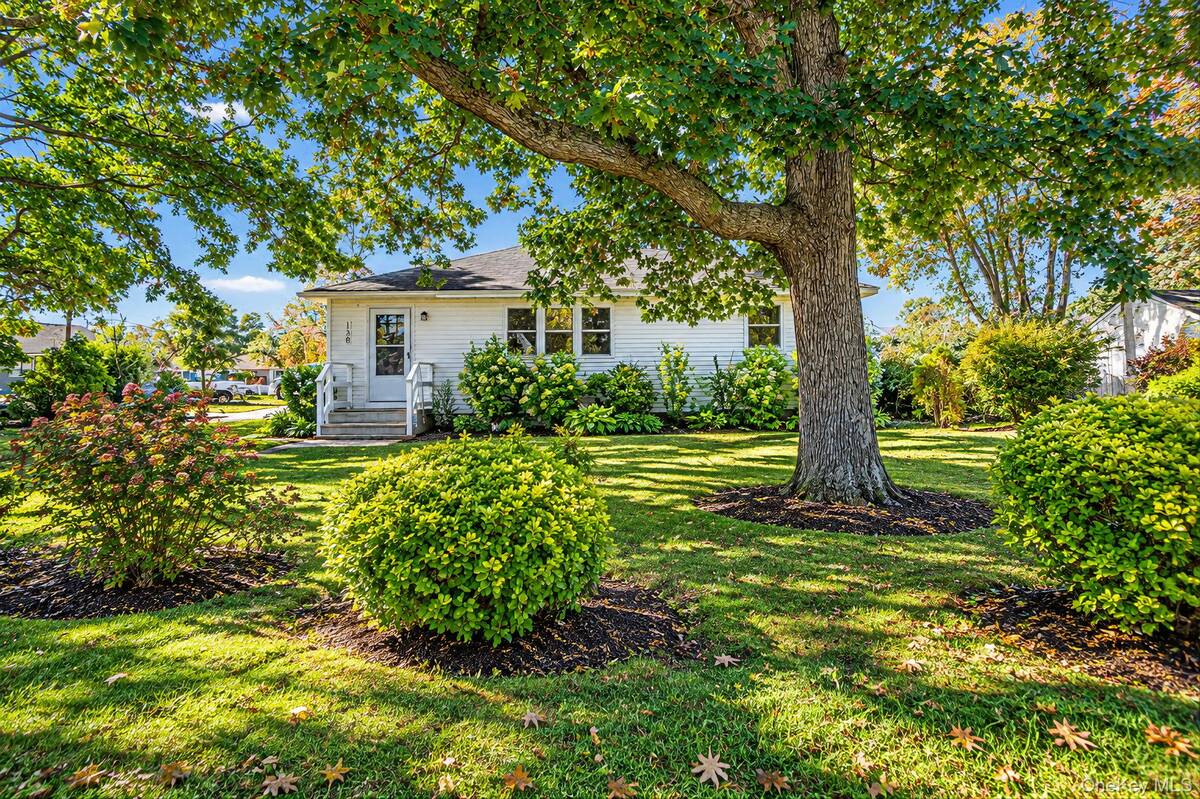138 Central Avenue, Patchogue, NY 11772 — photo 2