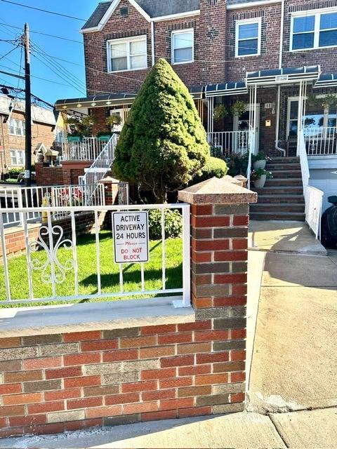 40 Lott Place — photo