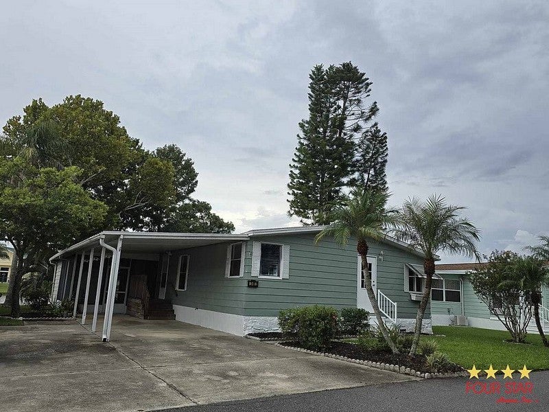 5482 Jean Drive 1422 — photo