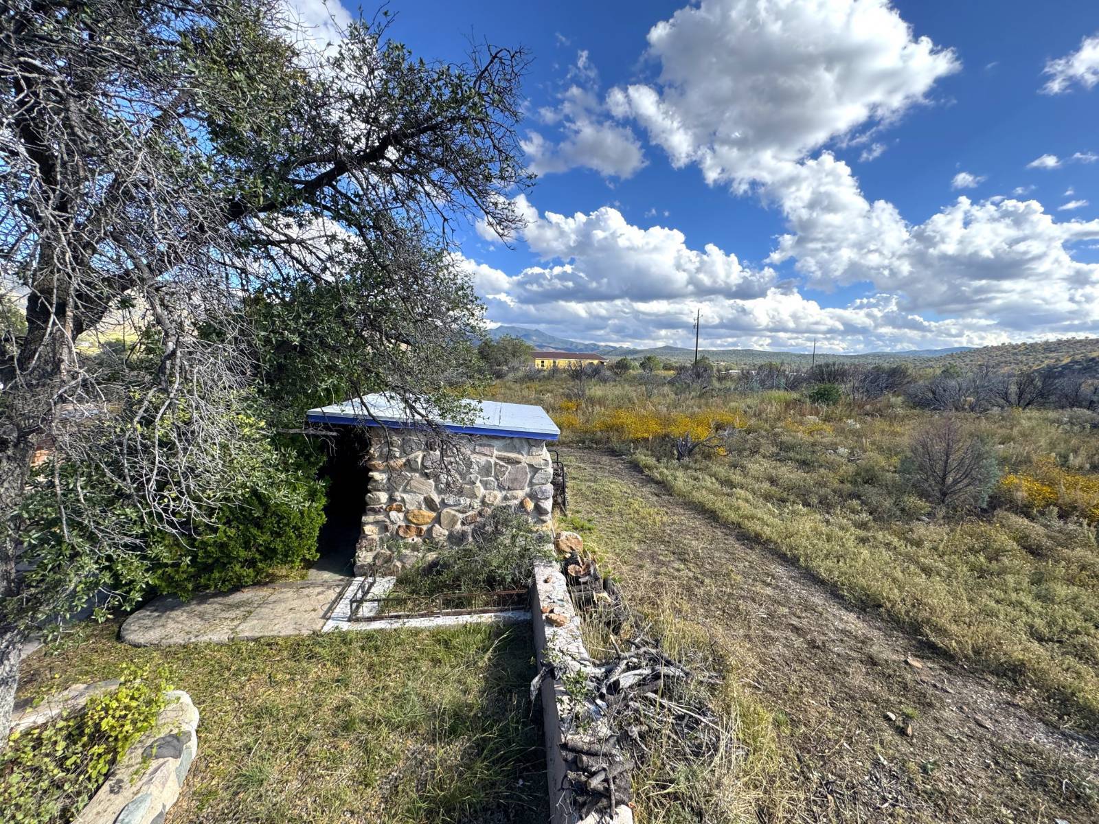33 Thunder Mountain Rd, Elgin, AZ 85611 | Realty.com