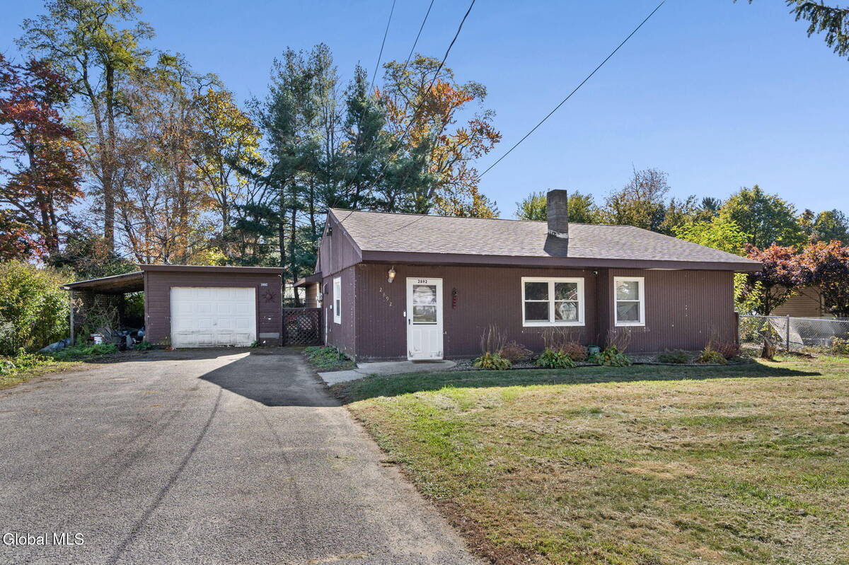2892 W Lydius Street — photo