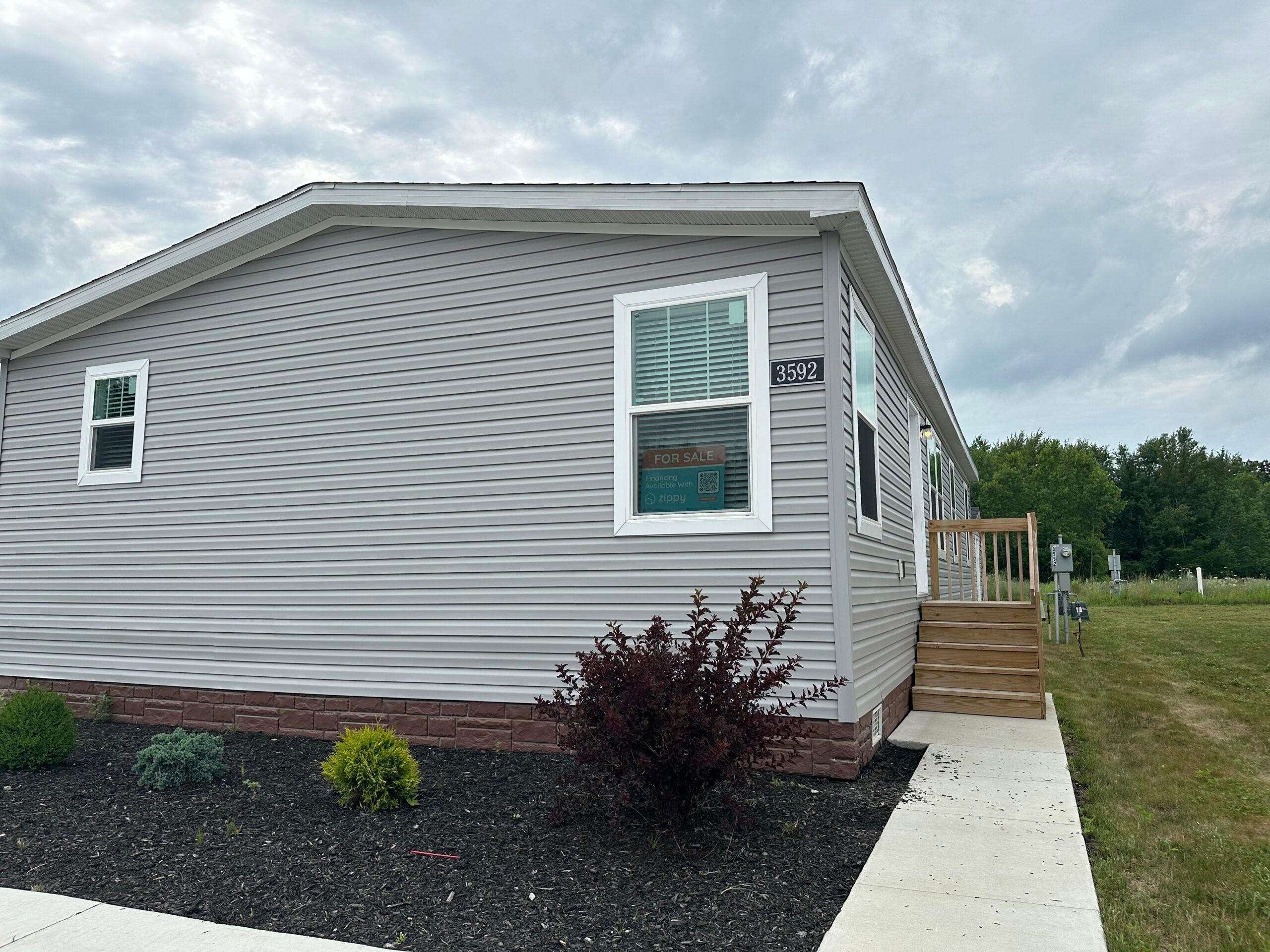 3592 Winsford Drive 0381 — photo