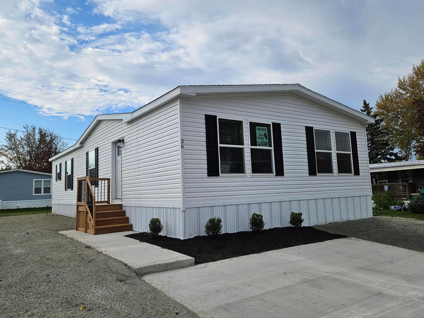 36 Meadowlark Drive Me36 — photo