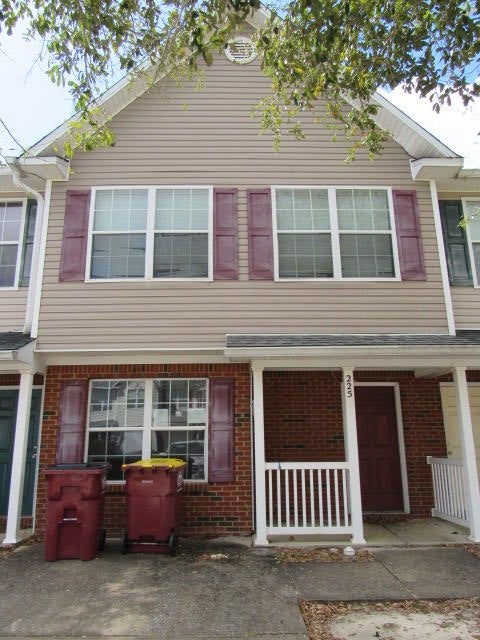 225 Swaying Pine Court — photo