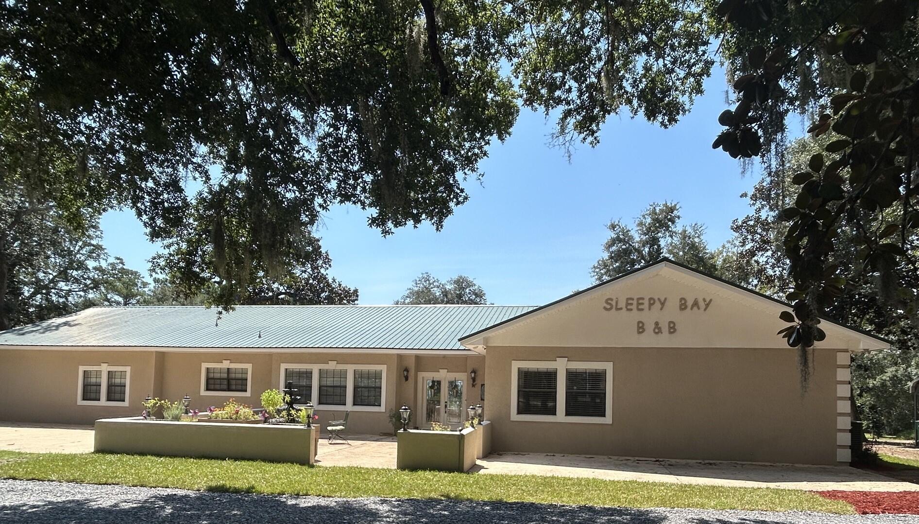 8215 Stillwater Cove — photo