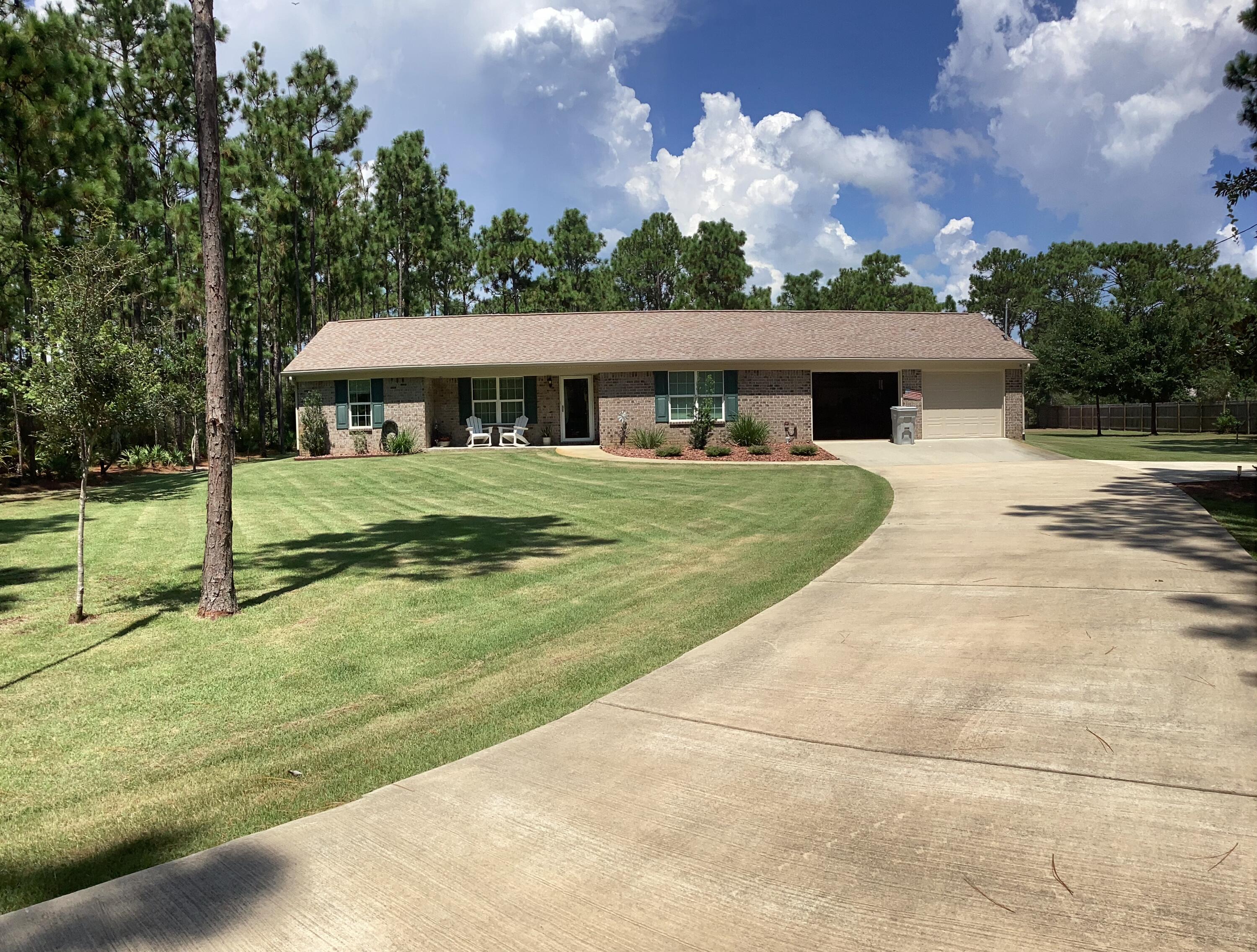 8962 Deer Lane — photo
