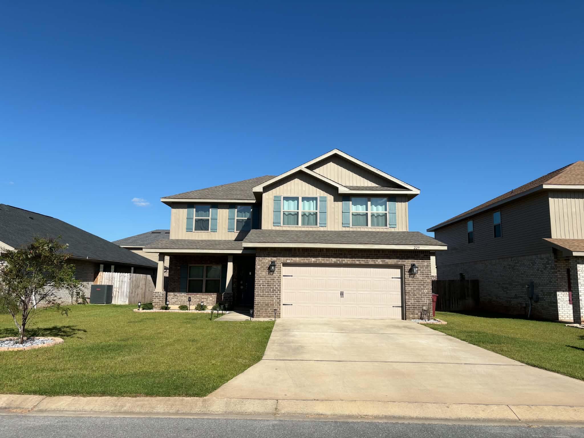 229 Baycliff — photo