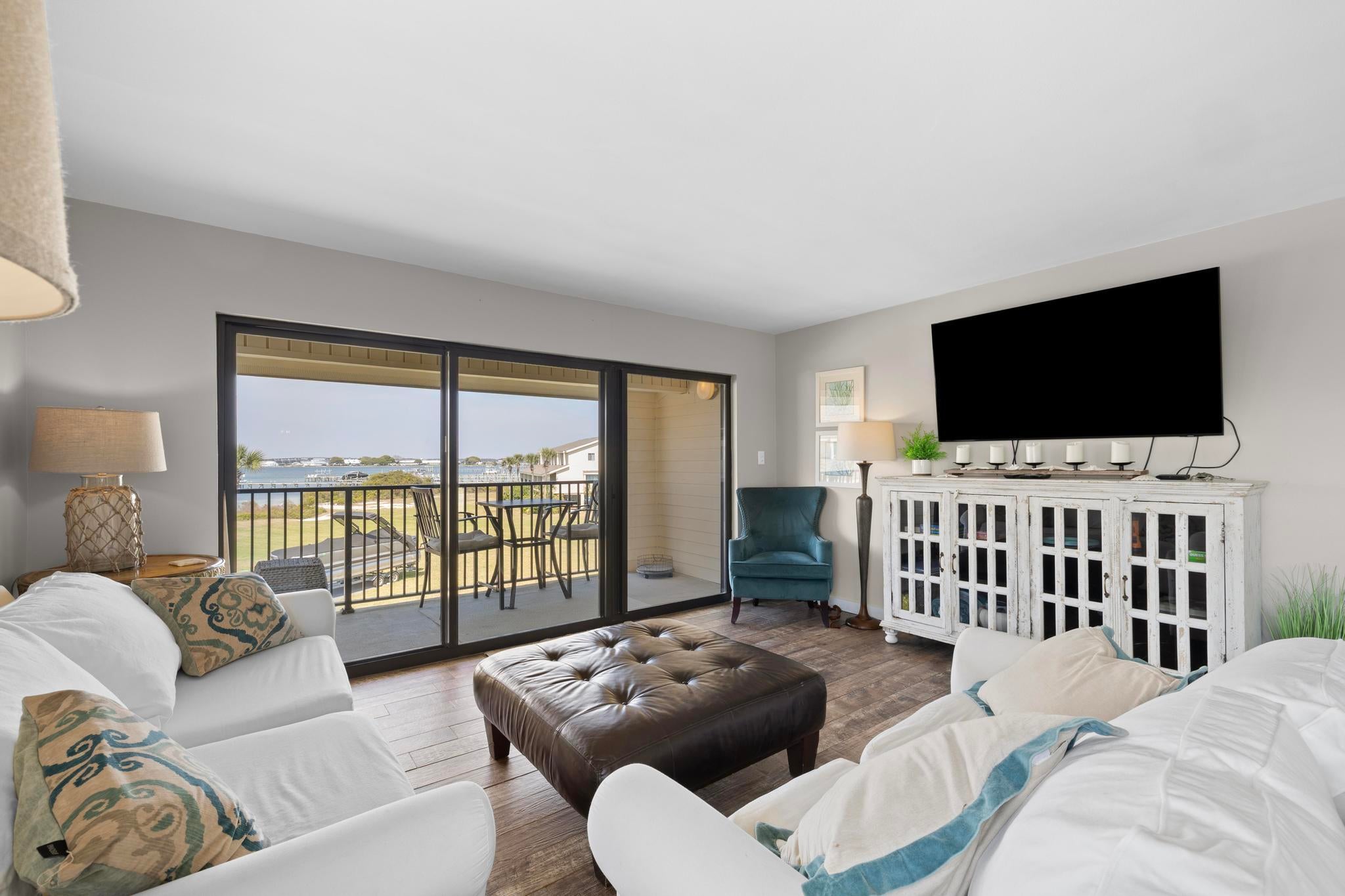 900 Fort Pickens Road 426 — photo