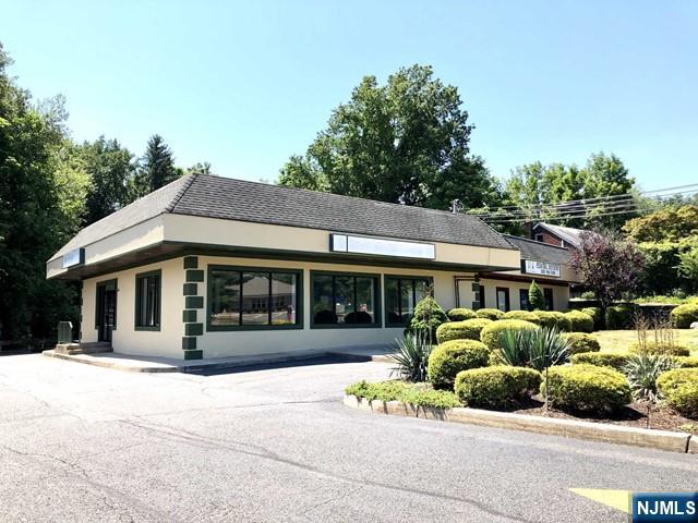 173 Old Tappan Road — photo