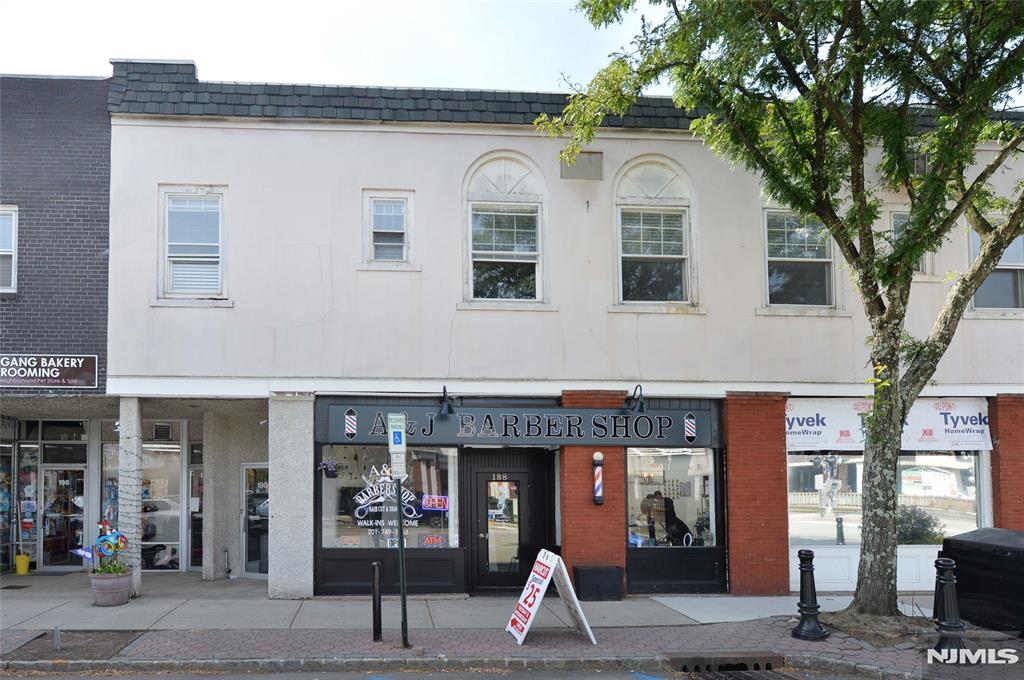 190 Rock 6 — photo