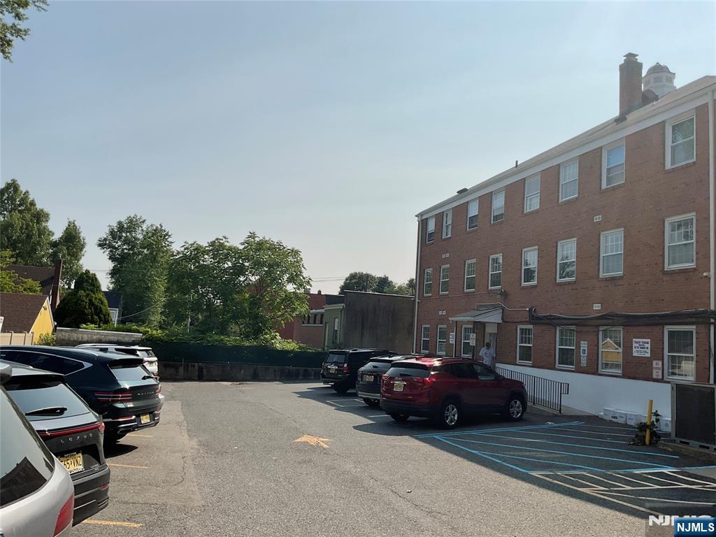 751 Teaneck Road — photo