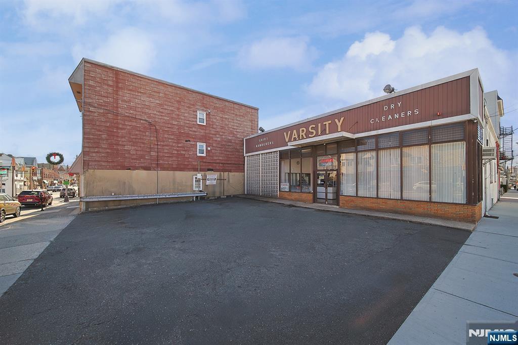 214 Frank E Rodgers — photo