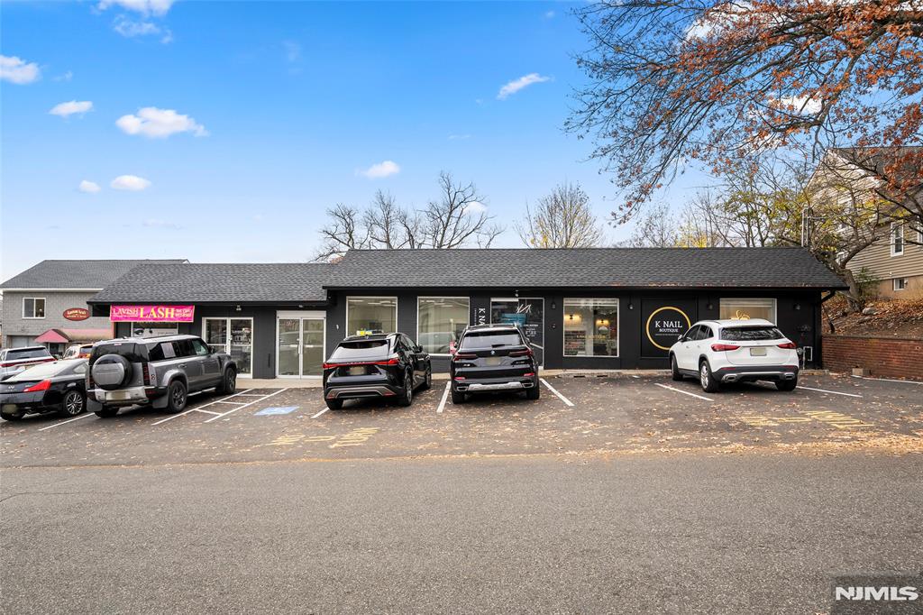 21 Van Blarcom — photo