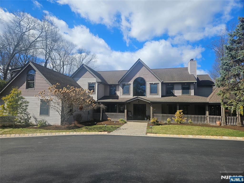 285 Chestnut Ridge Road, Woodcliff Lake, NJ 07677 — photo 2