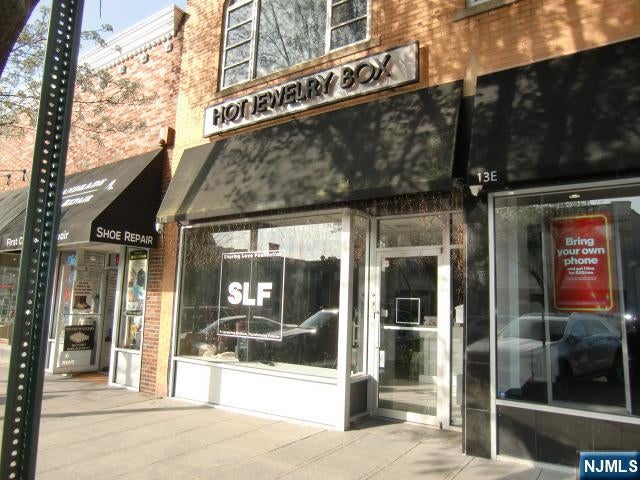 11 E Palisade Avenue — photo