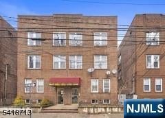 250 Clendenny Avenue 4 — photo