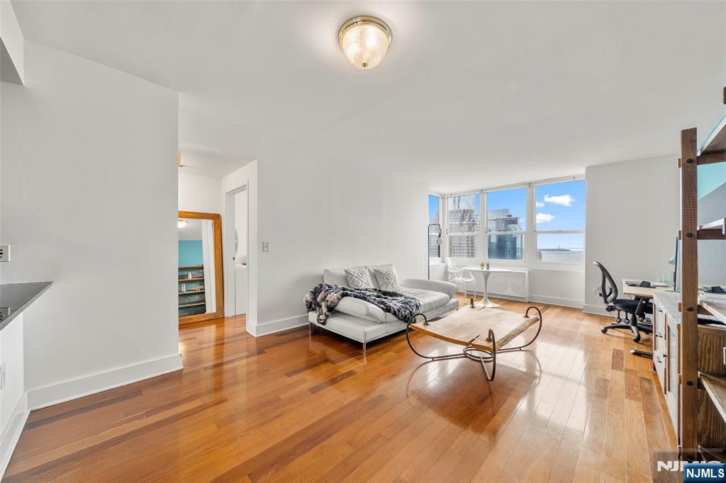 88 Morgan Street 4107 — photo