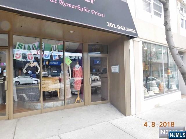 722 Anderson Avenue 720 — photo