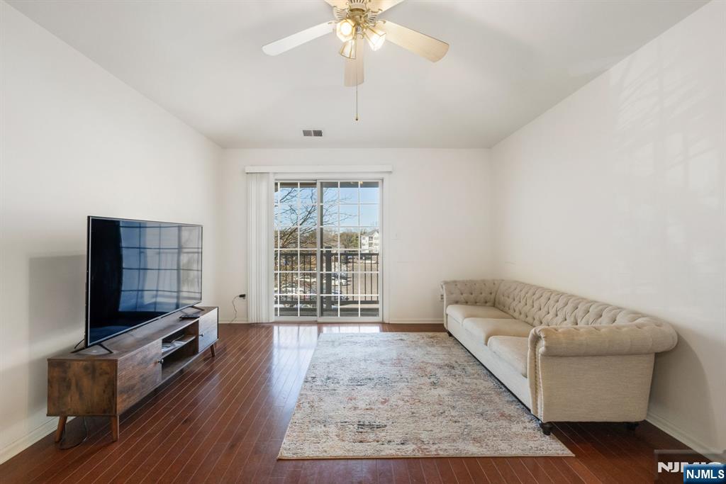 1131 Waterford Drive — photo