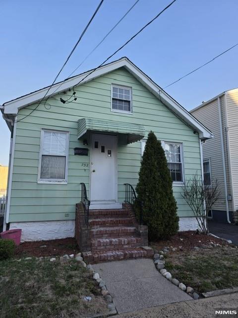 732 Essex Avenue — photo