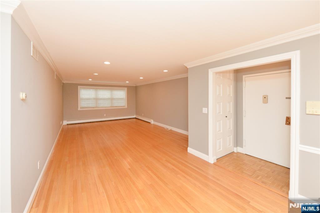 21-31 Ridge Road #D15, Ridgewood, NJ 07450