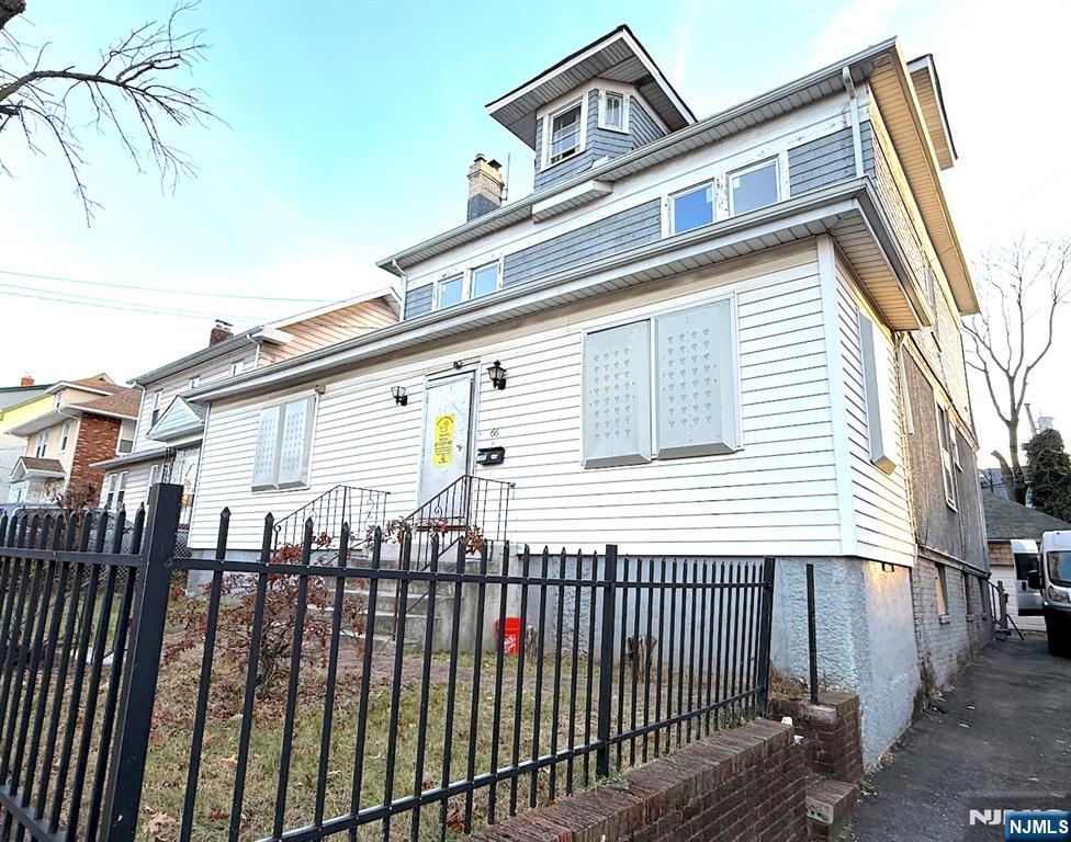 66 Scheerer, Newark, NJ 07112 — photo 2