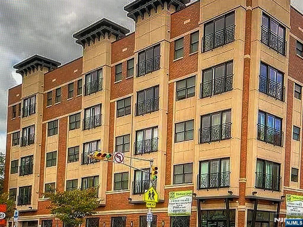 105-107 Broad Street 205 — photo