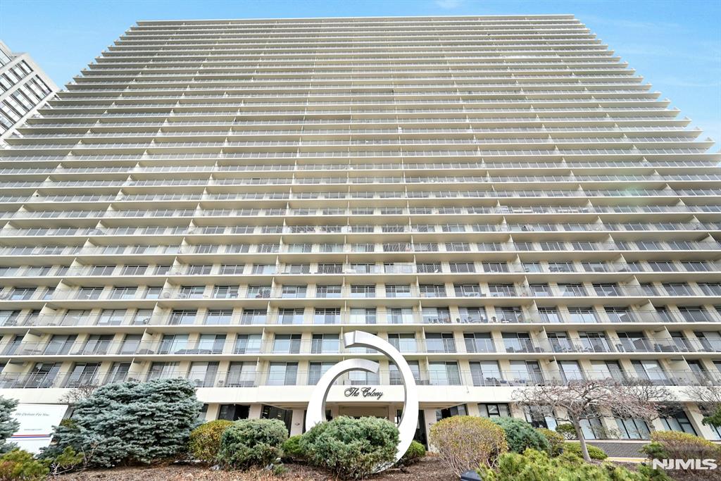 1530 Palisade Avenue 27D — photo