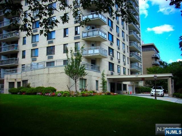 307 Prospect Avenue 7 I — photo