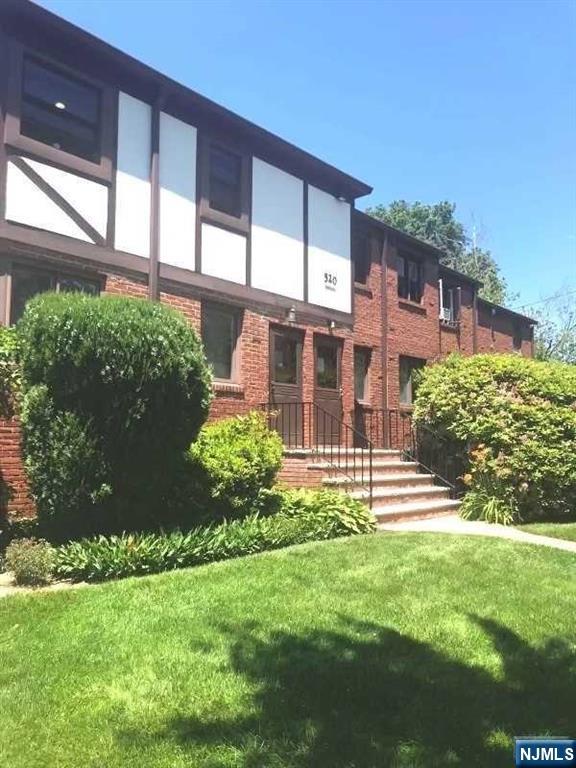 520 Broad Avenue 11 — photo
