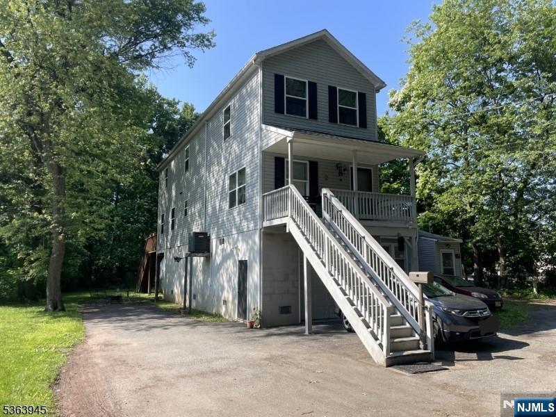 42 Riverlawn Drive — photo