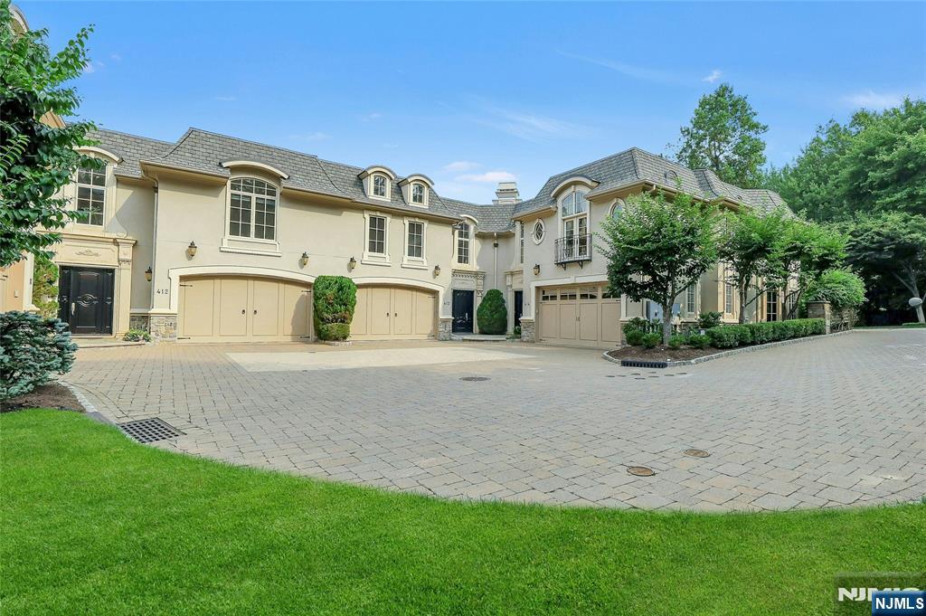 414 Bellaire Drive — photo