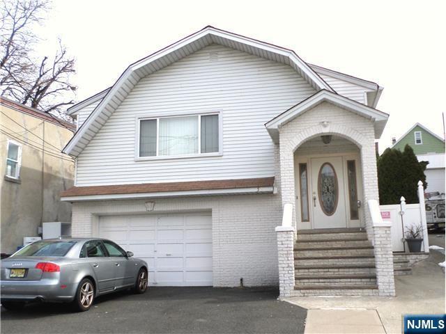 56 Malcolm Avenue — photo