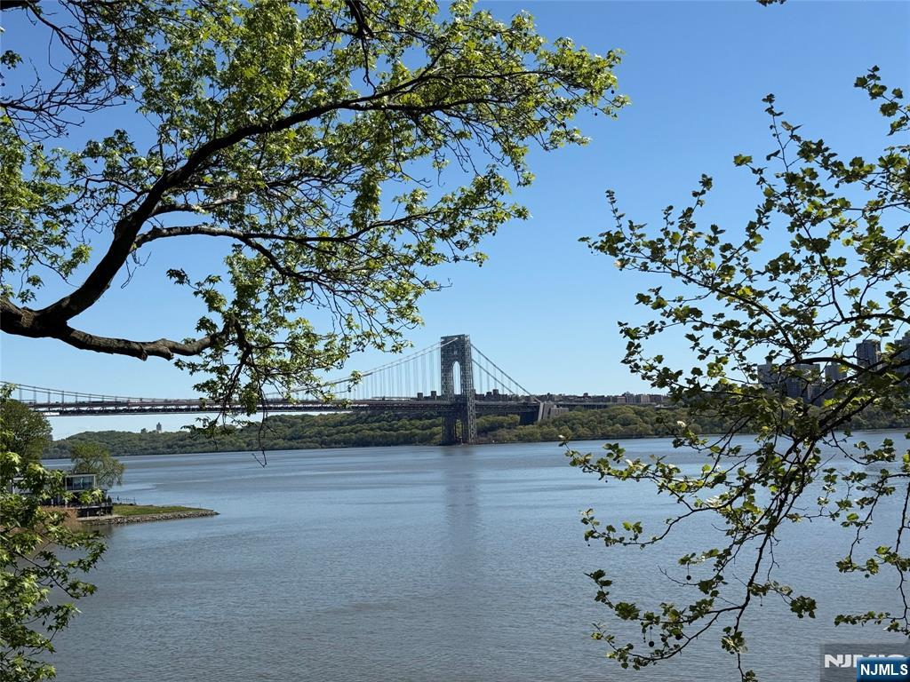 1375 River Road 1K — photo
