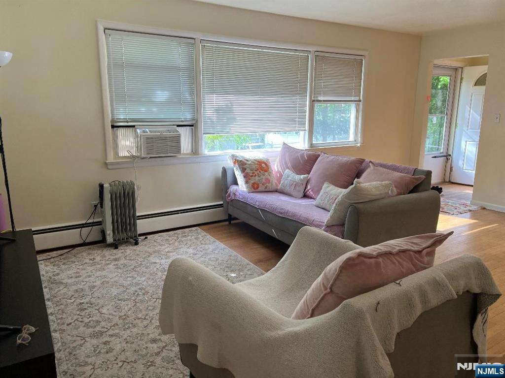 24 Ruth Ln, Demarest NJ 07627 — photo 2