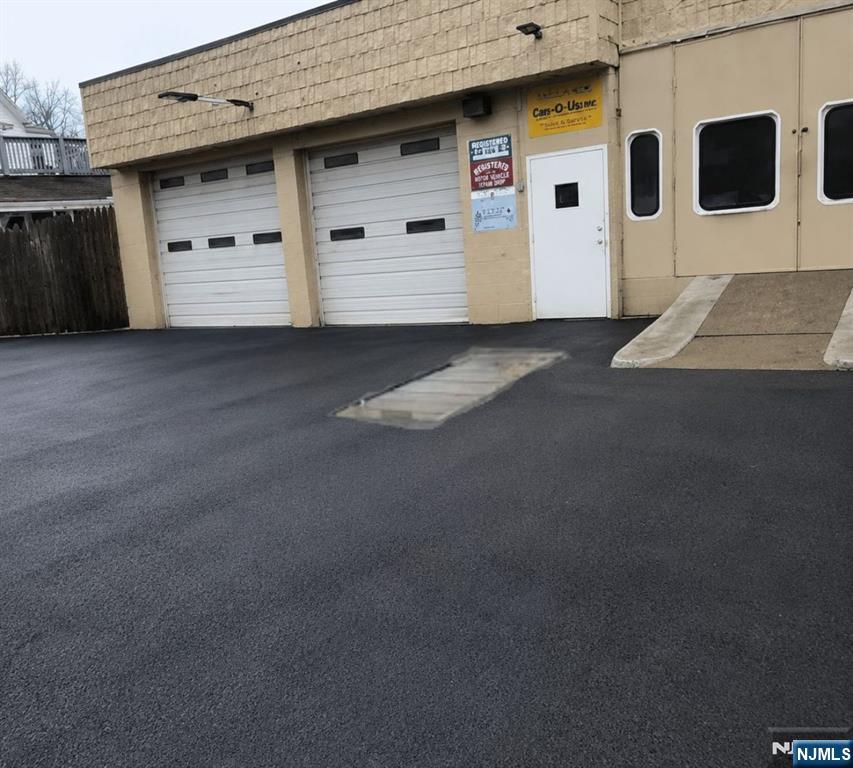 526 Beach Street — photo