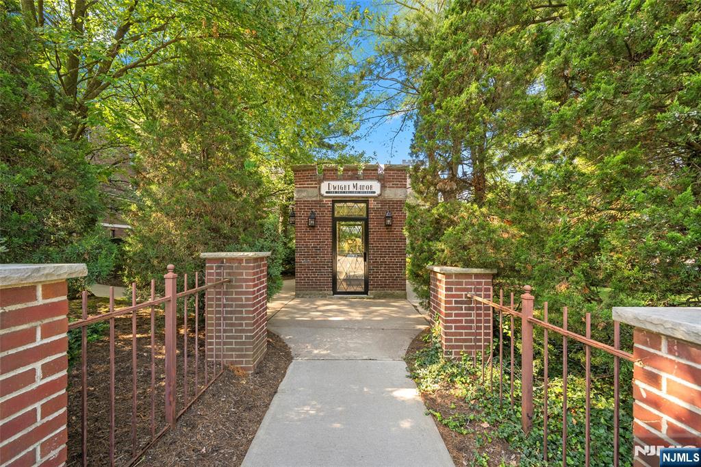 100 Palisade Avenue B31 — photo