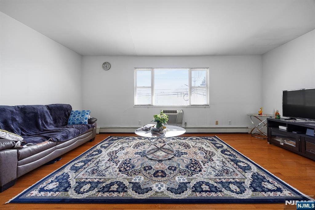 747 Riverside, Lyndhurst, NJ 07071 — photo 3