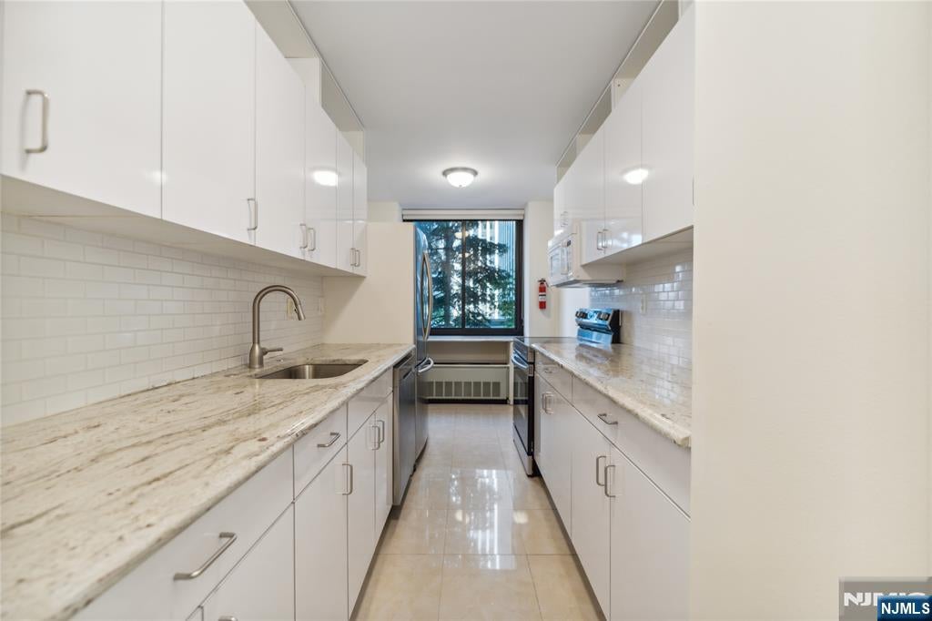 200 Winston 121 — photo