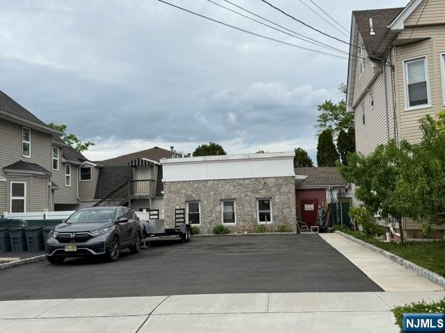 17 Forest Street — photo