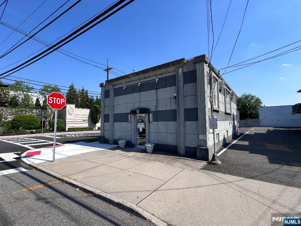 150 Rea Avenue — photo