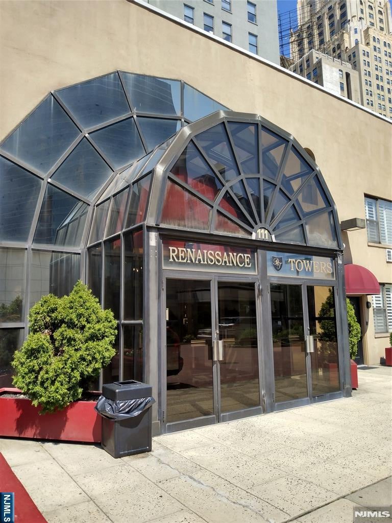 111 Mulberry Street 6J — photo