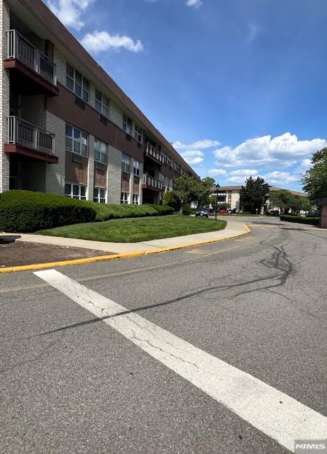 1111 River Road C8 — photo