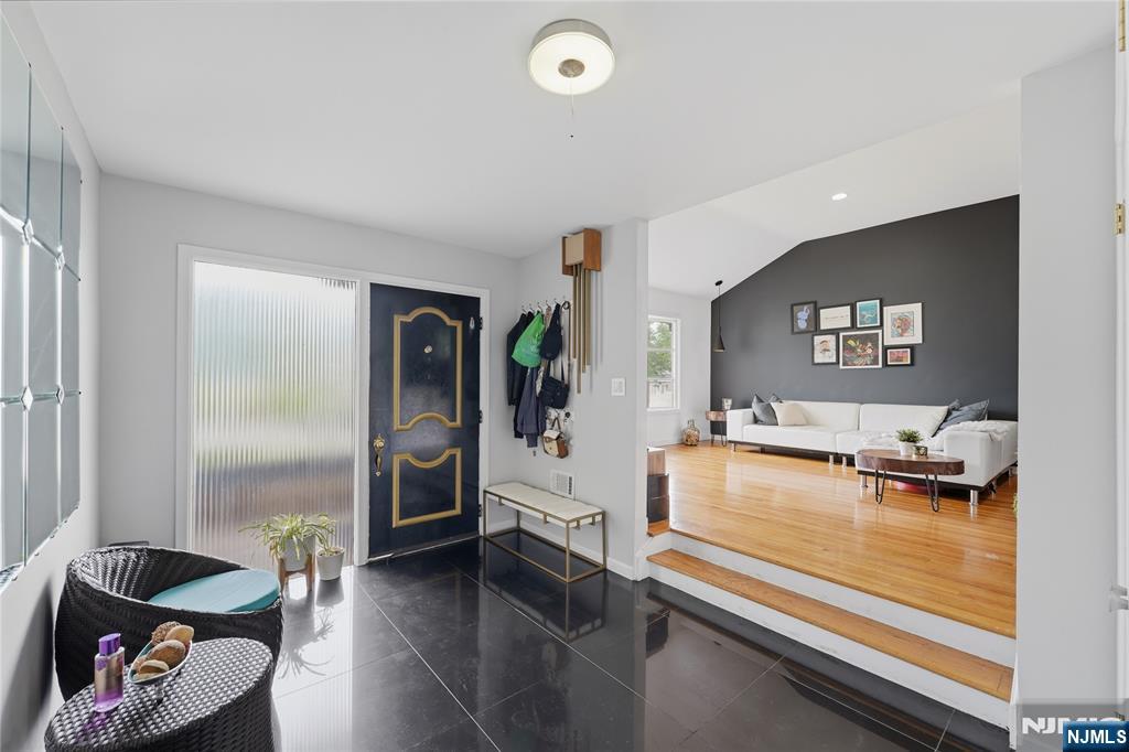 17 Arthur Drive, Rutherford, NJ 07070 — photo 3