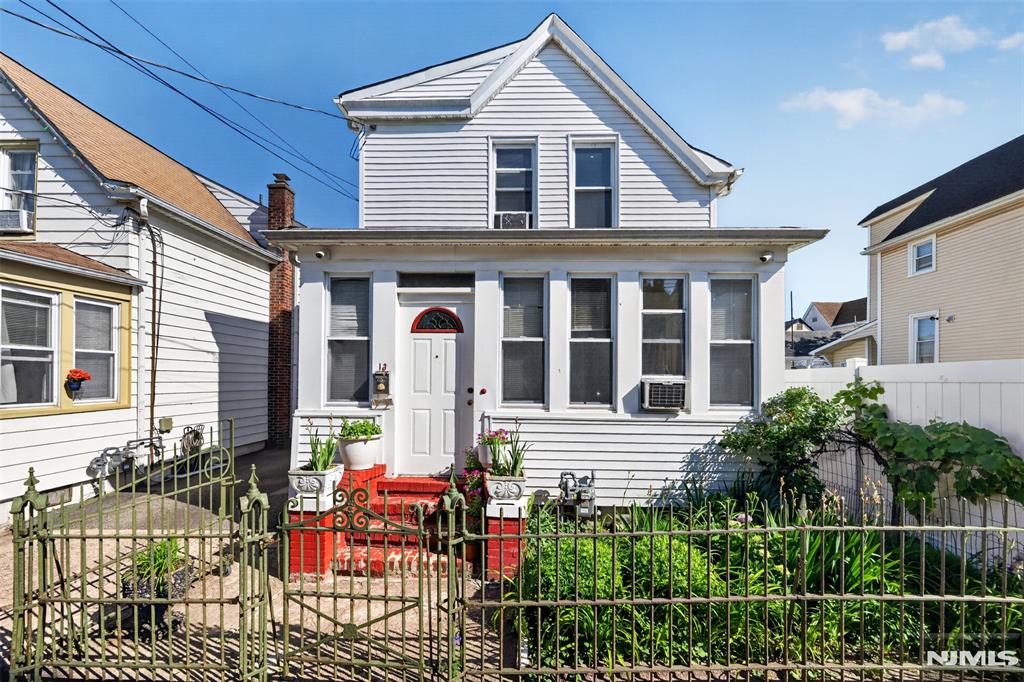 13 Sherman Place — photo
