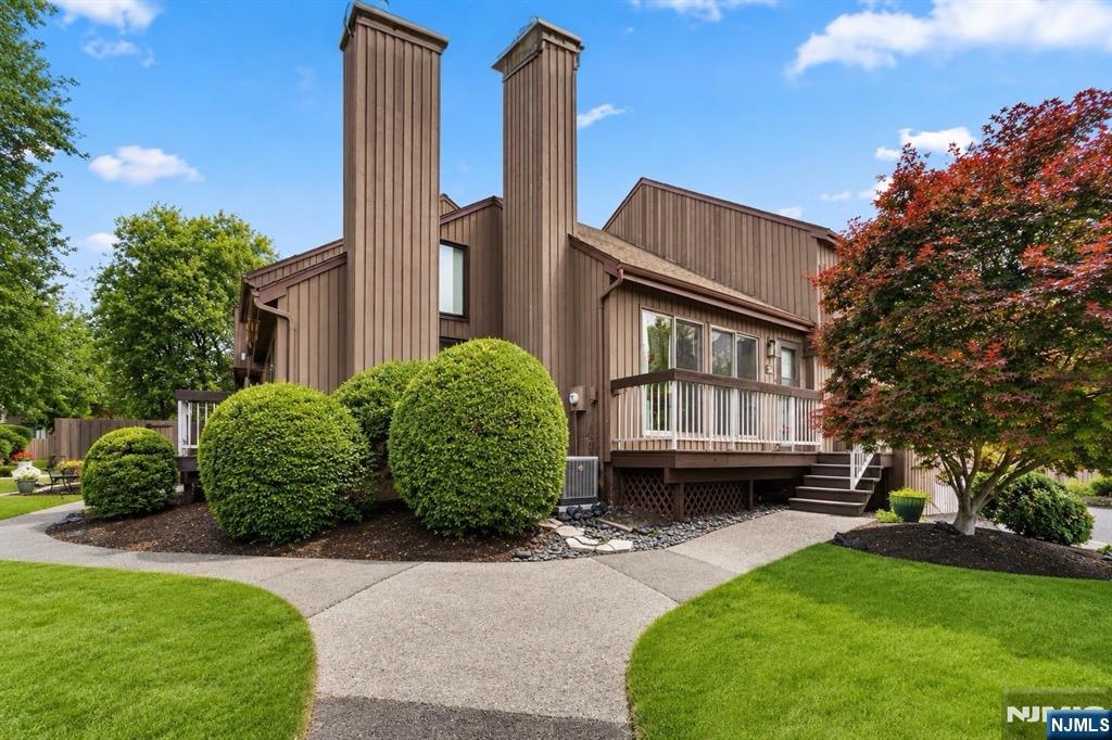 3144 Bloomingdale Drive — photo