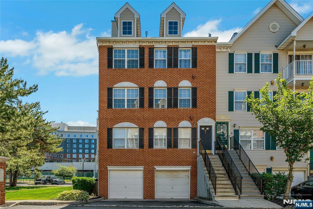 72 Marrow Street 3101 — photo