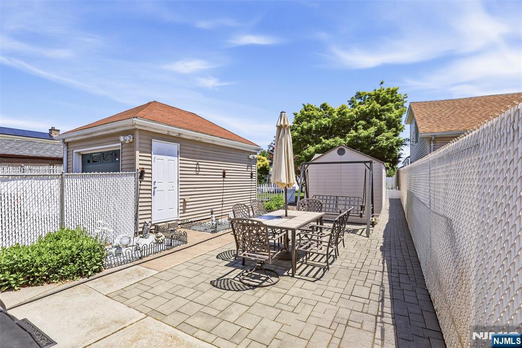 332 Riverside, Lyndhurst, NJ 07071 — photo 2