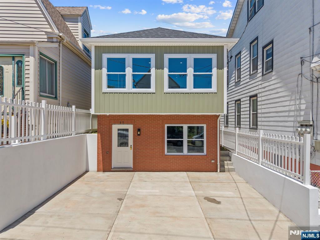 37 Devon Terrace — photo